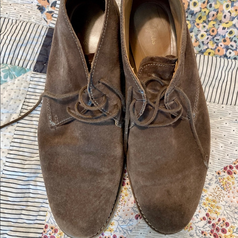 clarks brown suede chukka boots